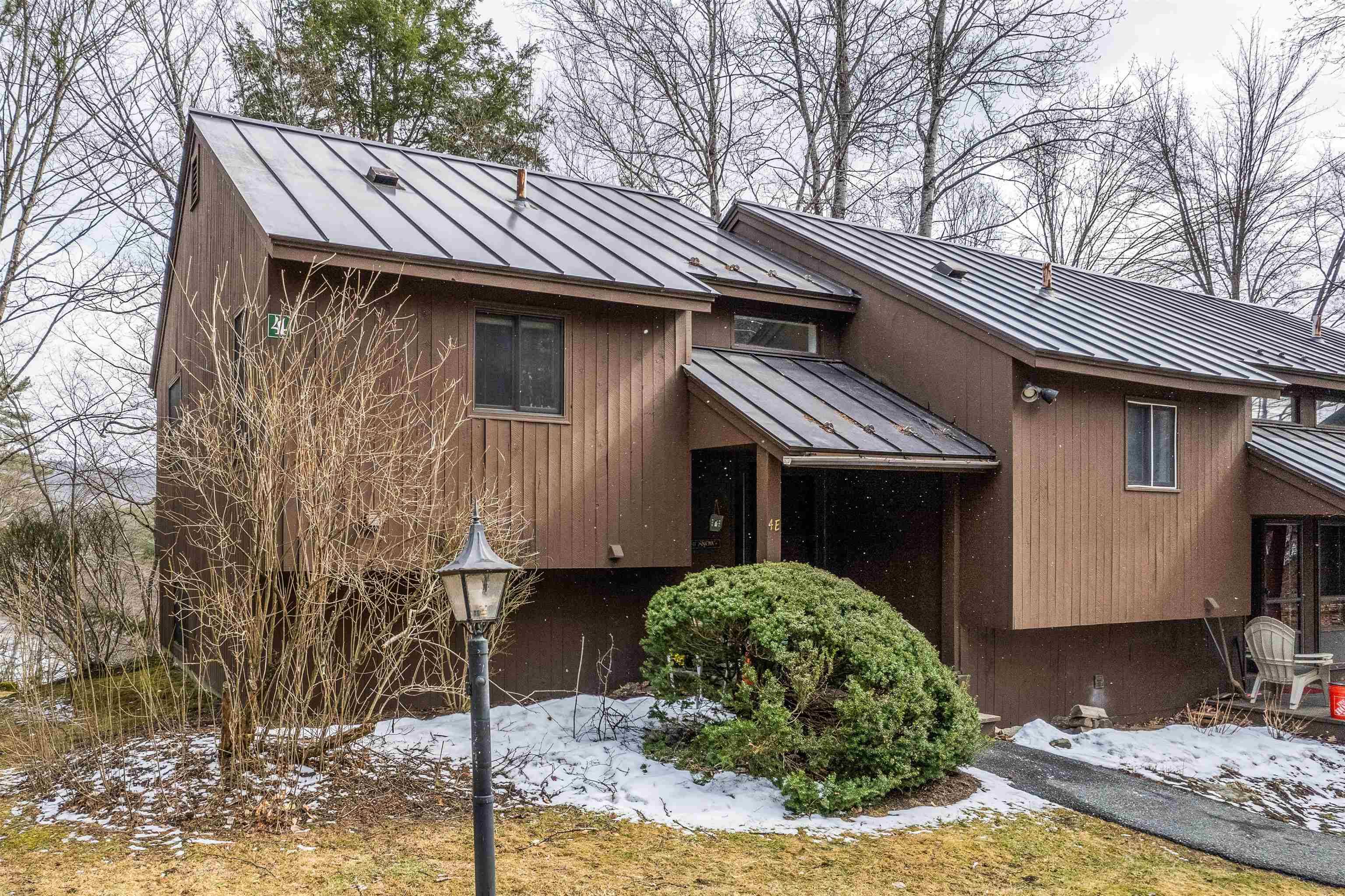 253 Old Quechee RD #4E, Hartford, VT 05059