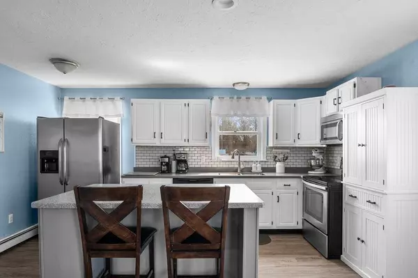 Concord, NH 03301-2305,25 Clinton ST