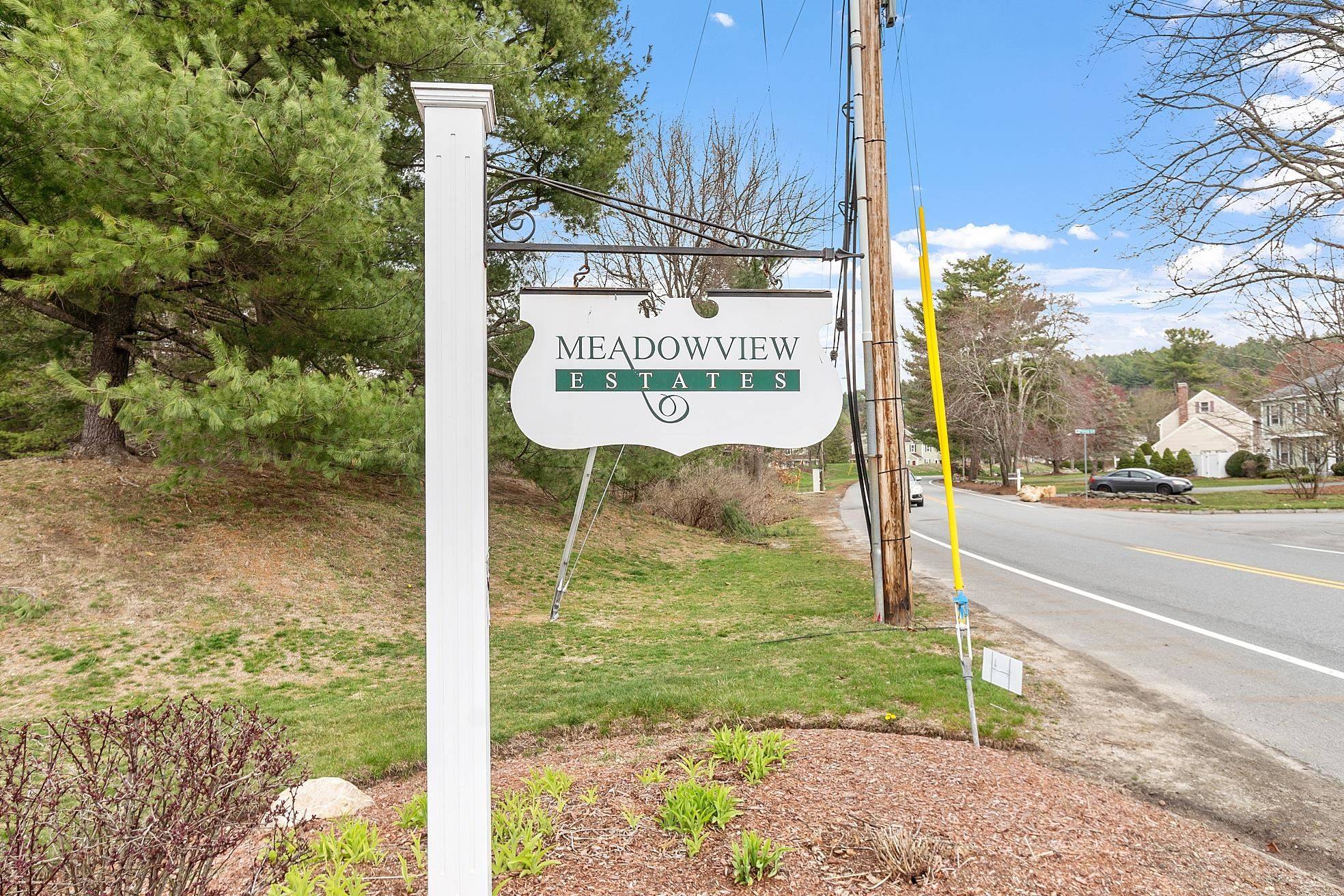 68 Barrington AVE, Nashua, NH 03062