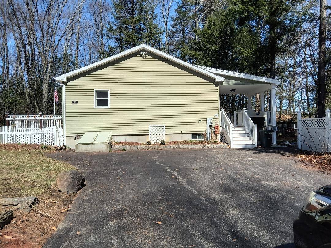Farmington, NH 03835,110 Camelot Shore DR
