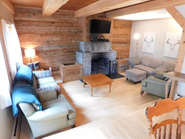 Jay, VT 05859,376 VT Route 242