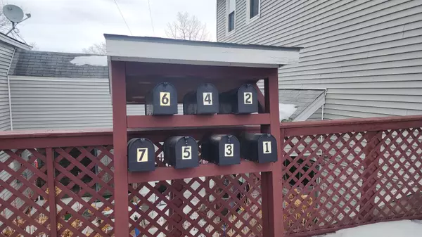 Lebanon, NH 03766,127 Hanover ST