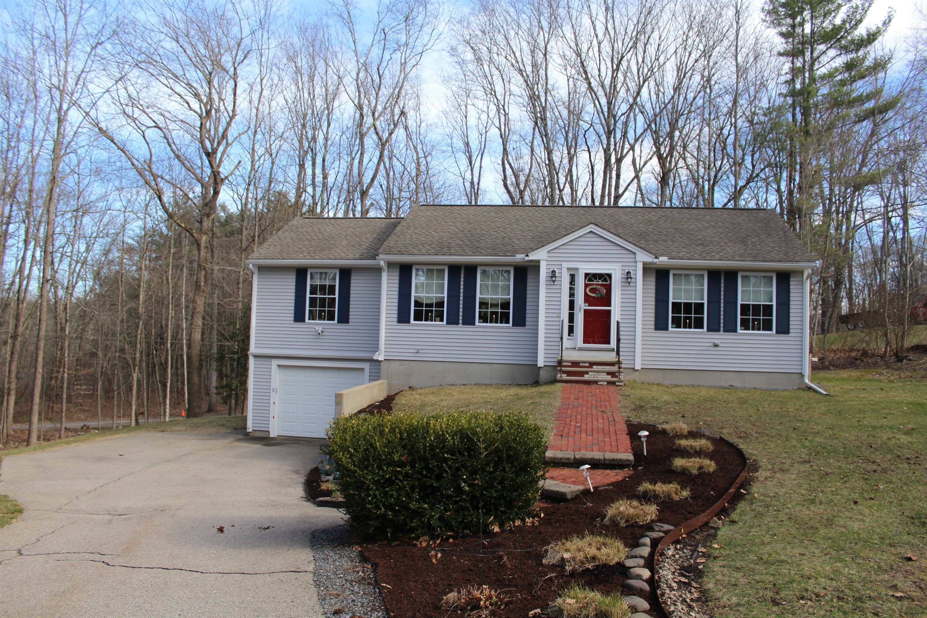 28 Morning LN, Barrington, NH 03825