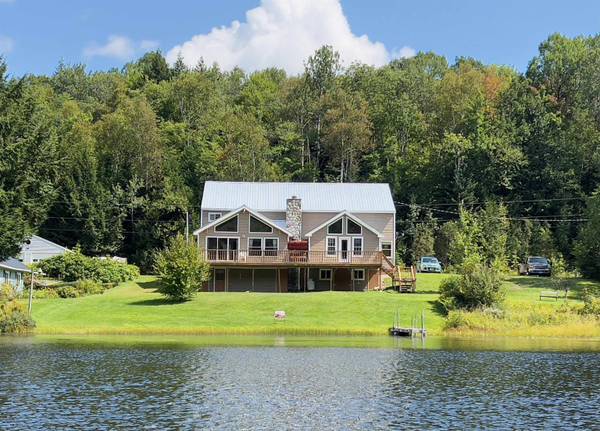 46 Kelly RD, Stark, NH 03582