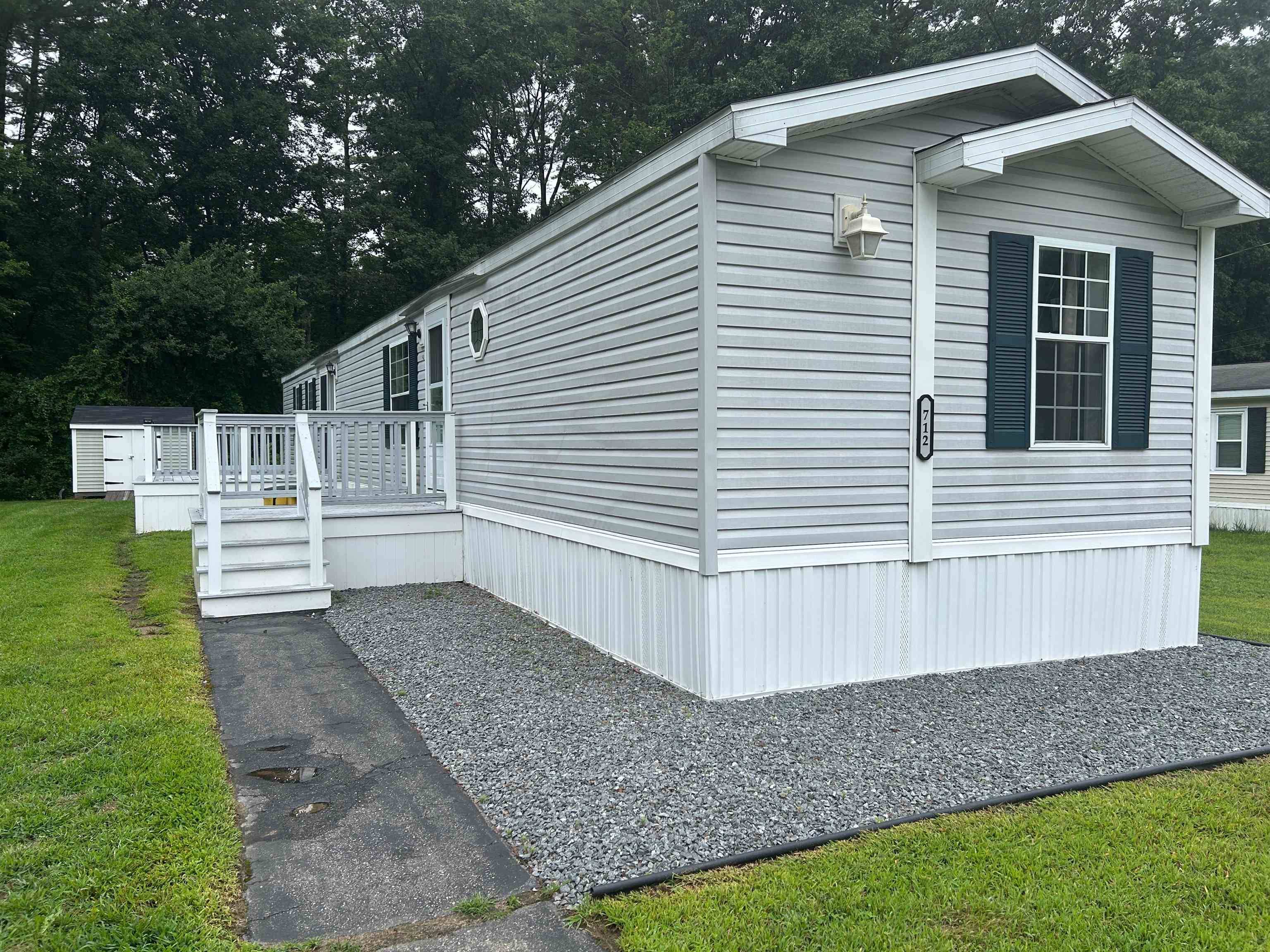 712 Sherwood Glen RD, Somersworth, NH 03878