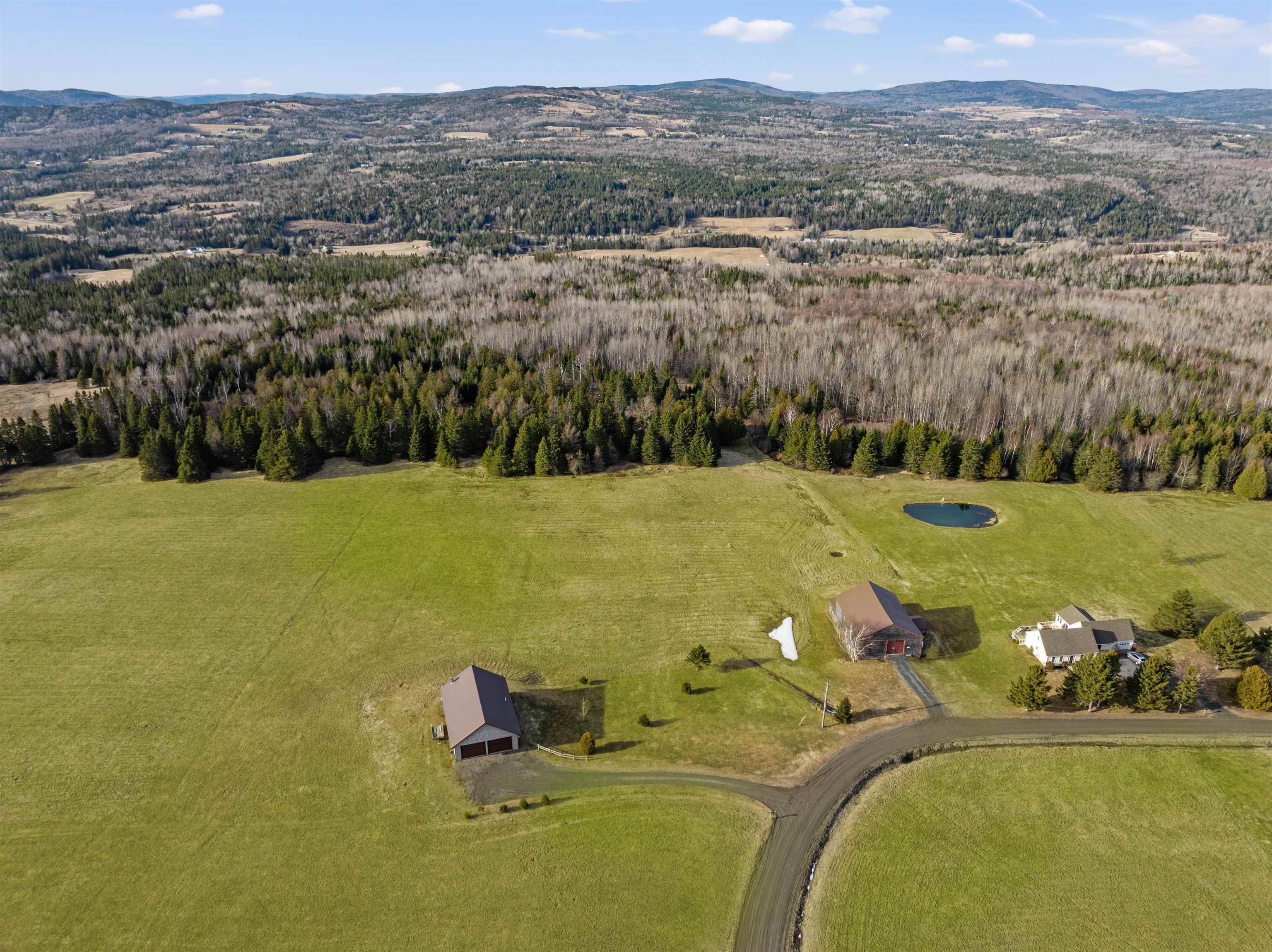 Columbia, NH 03576,61 Perry RD