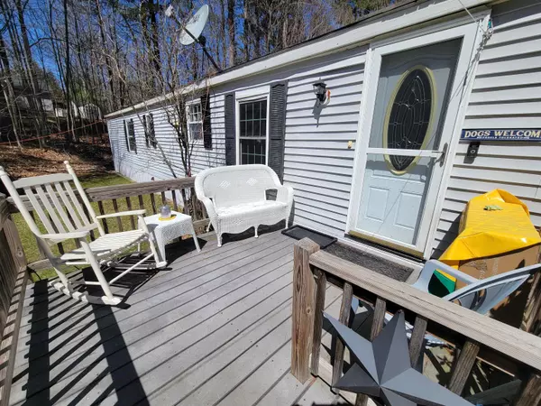 Farmington, NH 03835,54 Sycamore BLVD