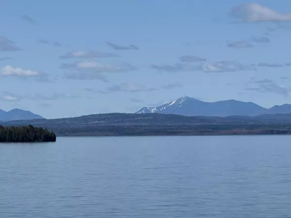 South Hero, VT 05486,41 Lake DR