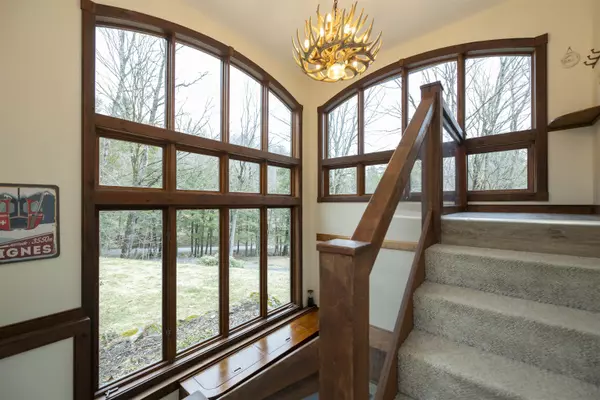 Woodstock, VT 05091,339 Gully RD