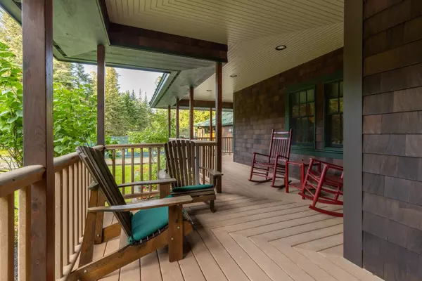 Rangeley, ME 04970,53 Mack DR