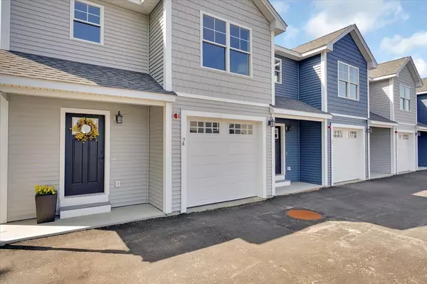 Nashua, NH 03063,5 Dumaine AVE #C