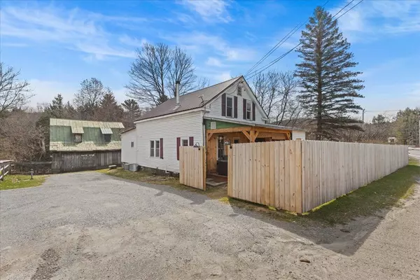 Cambridge, VT 05464,749 VT Route 108 South