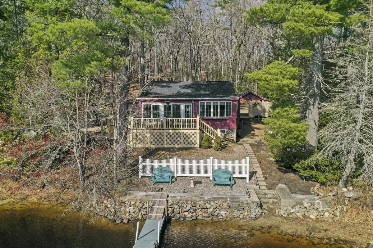 Kingston, NH 03848,20 Ledge RD