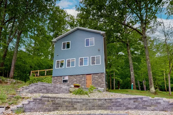 95 Rockview RD, Castleton, VT 05735