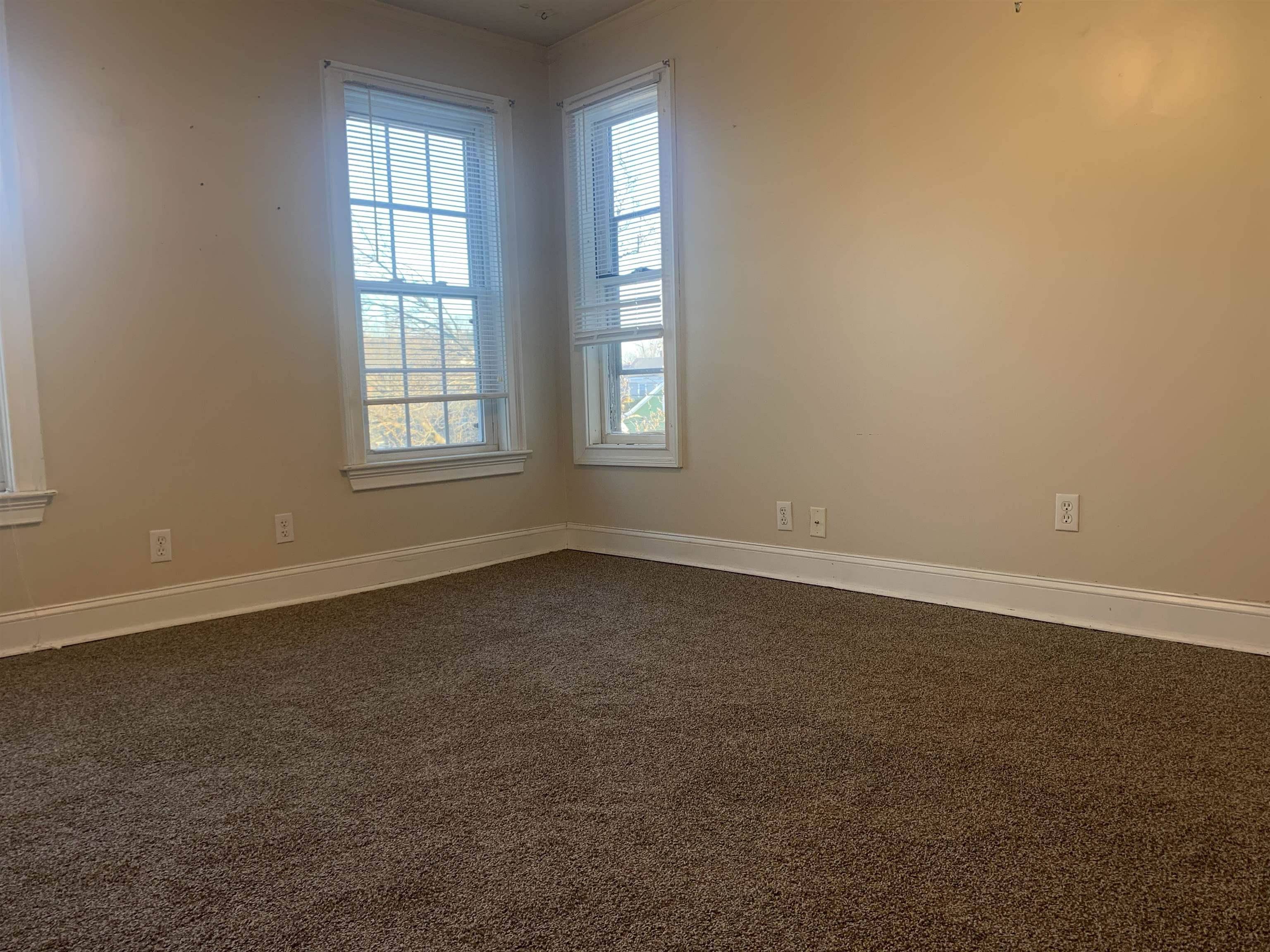Dover, NH 03820,14 Preble ST