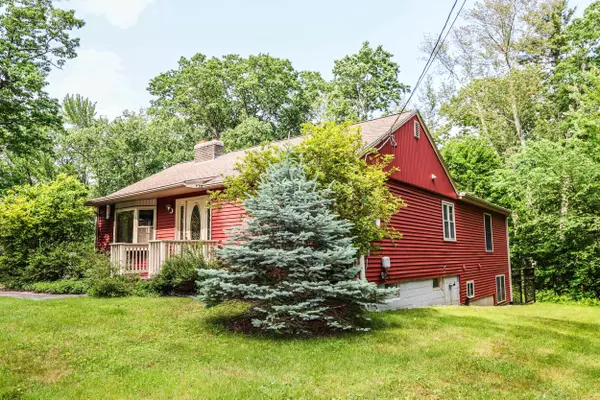 Bedford, NH 03110,21 Holbrook RD