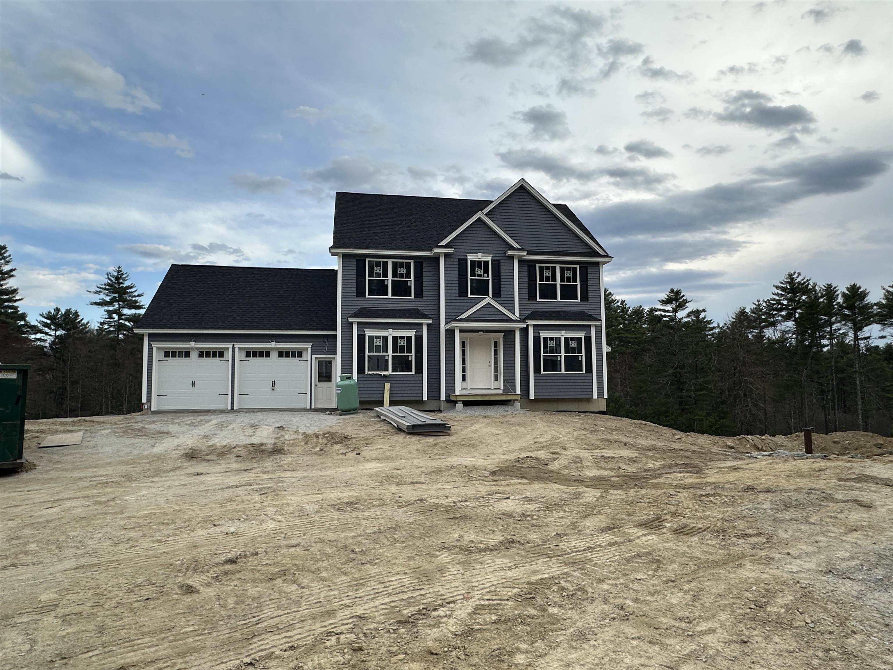 19 Shelburne LN, Concord, NH 03301