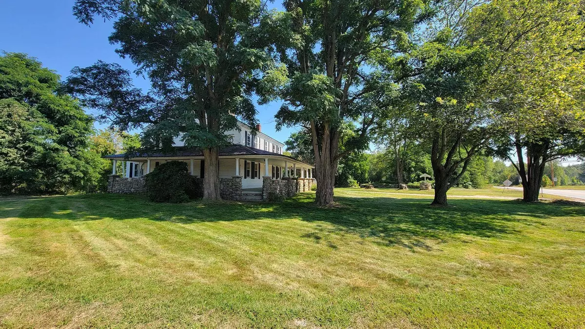 Gilford, NH 03249,271 Weirs RD