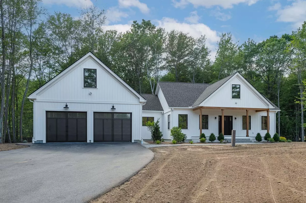 Greenland, NH 03840,59 Stratham LN