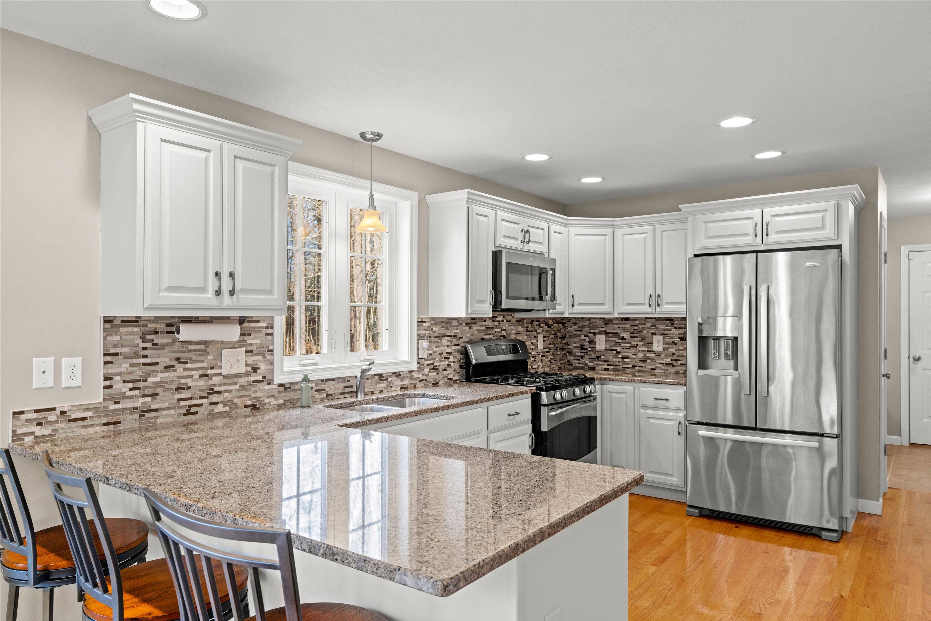 East Kingston, NH 03827,36 Maplevale RD