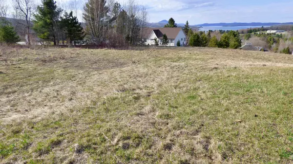 Newport City, VT 05855,51 Hartley LN