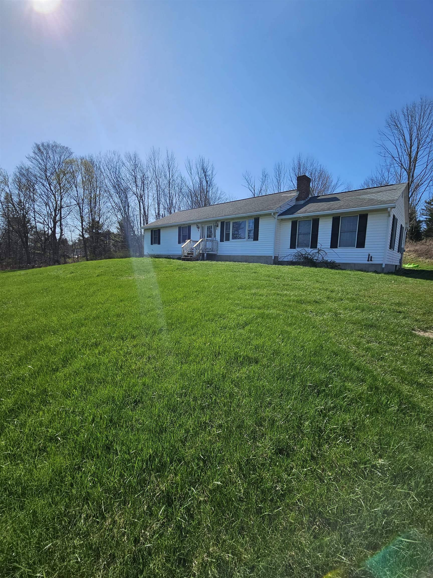 65 Mountain View DR, Shaftsbury, VT 05262