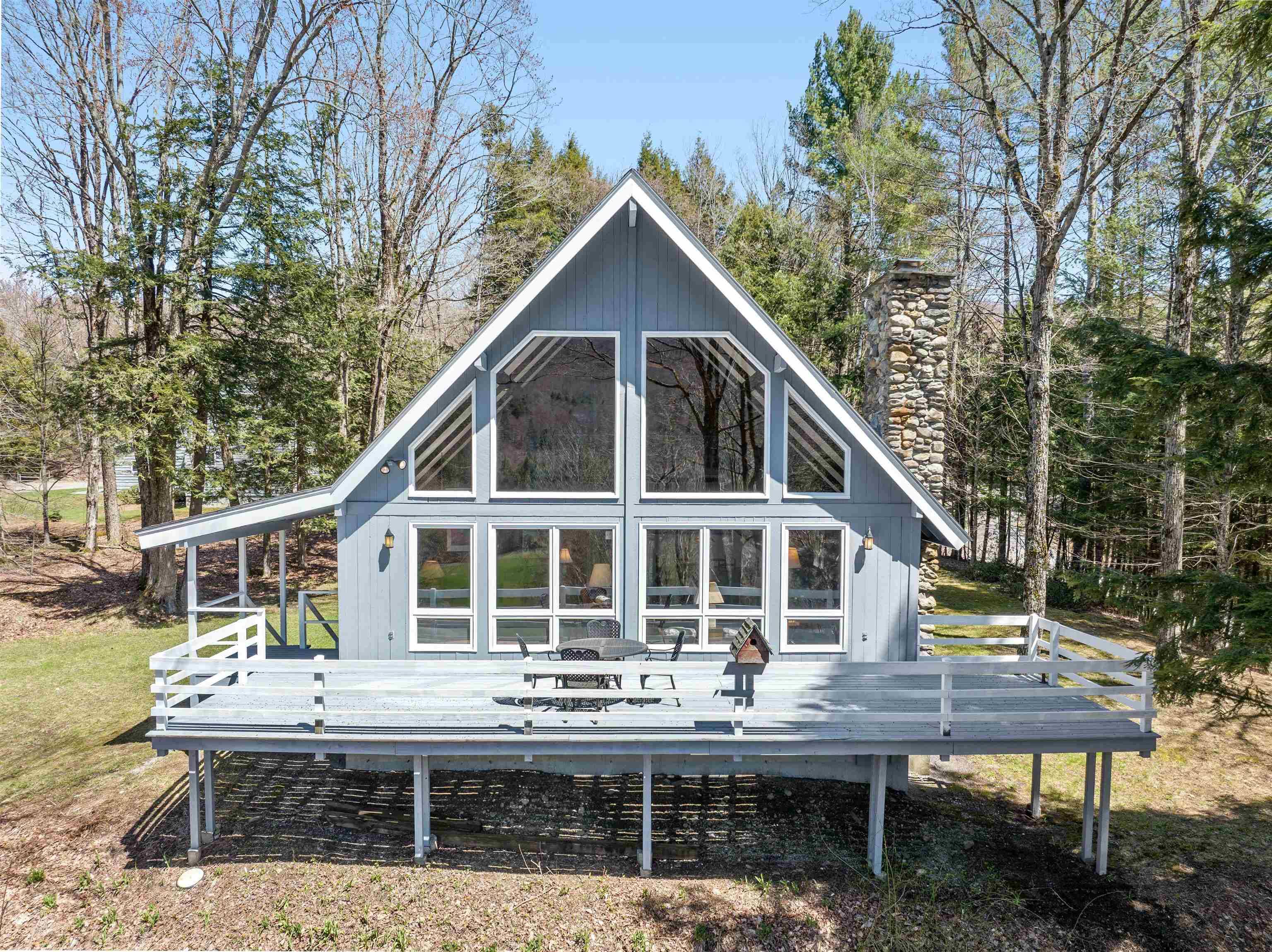 115 Spruce HOLW, Stowe, VT 05672