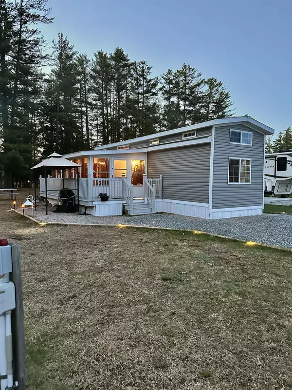 Alton, NH 03809,140 Fox Trot LOOP