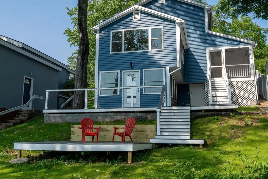 65 Sebbins Pond DR, Bedford, NH 03110