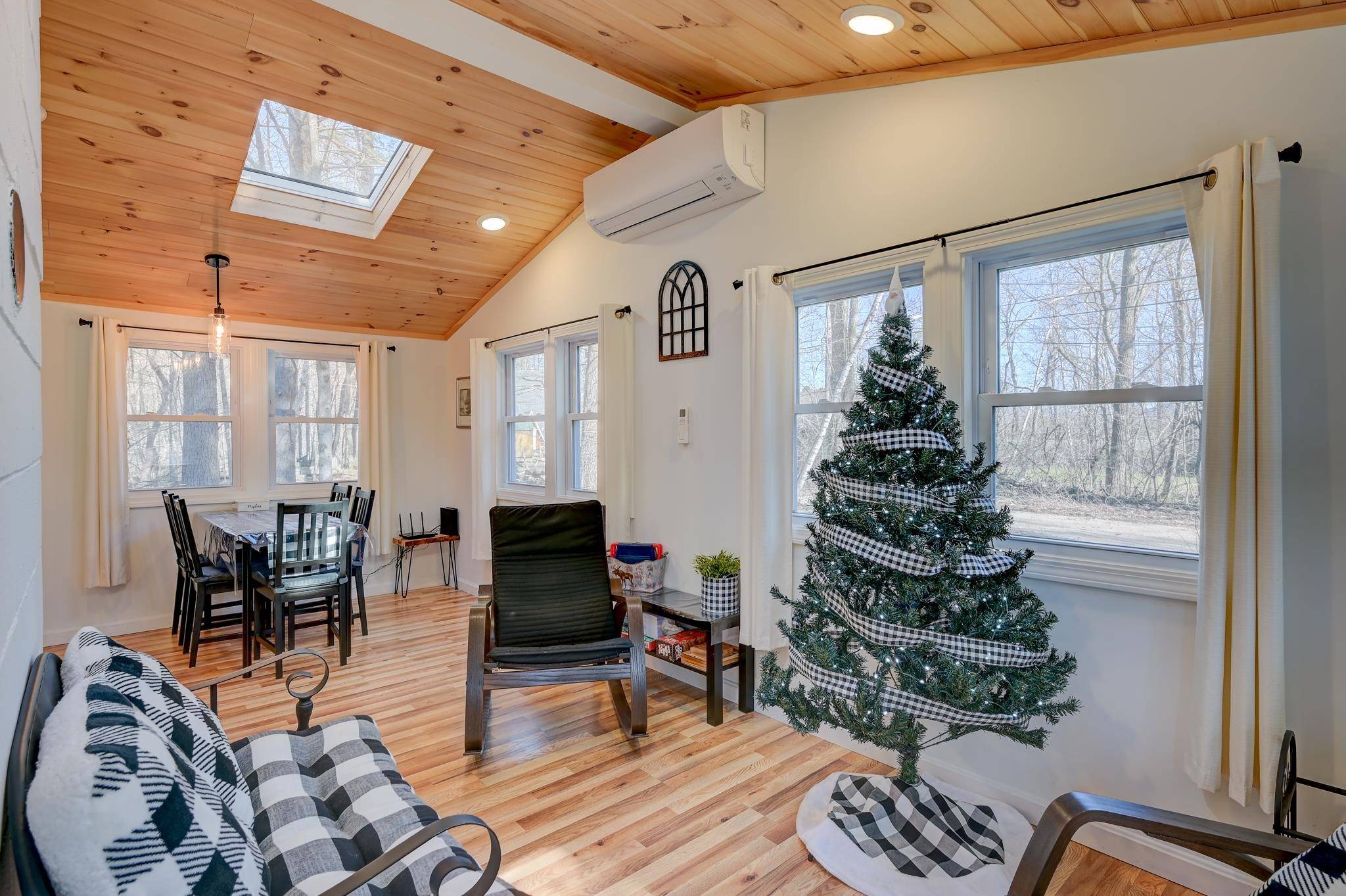 Conway, NH 03818,21 Brookview RD