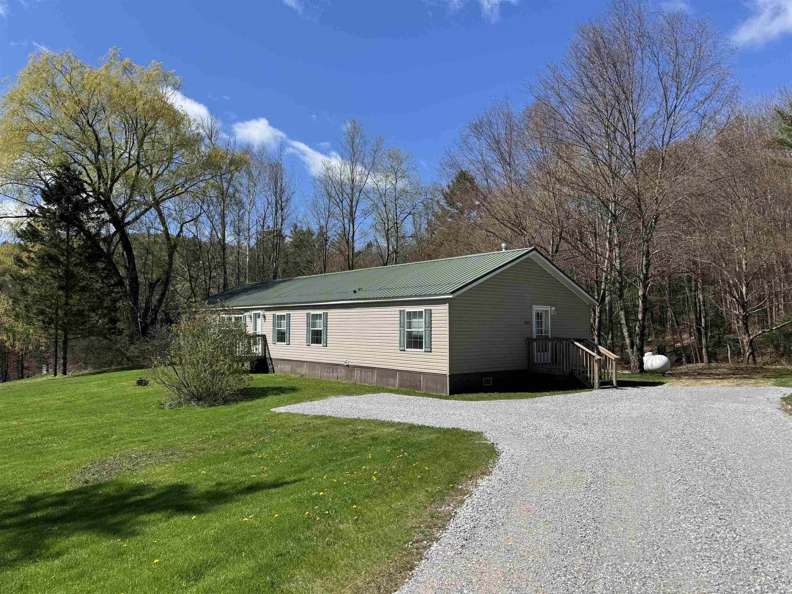 1817 Scottsville RD, Danby, VT 05739