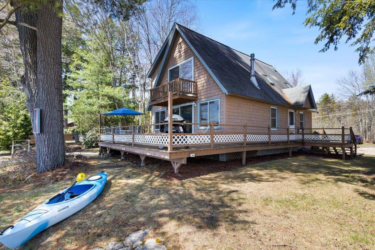 39 Lake Shore DR, Effingham, NH 03882