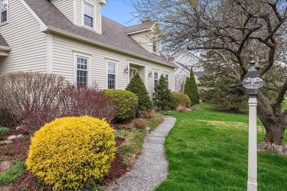 South Burlington, VT 05446,16 Adirondack ST
