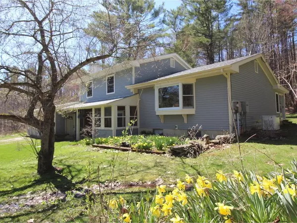 2581 Lincoln Hill RD, Hinesburg, VT 05461