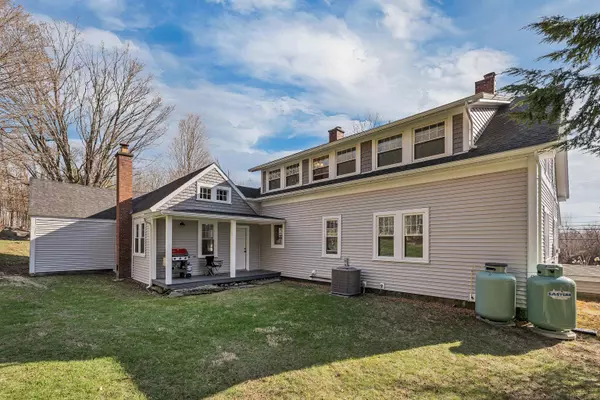 Meredith, NH 03253,104 Pease RD