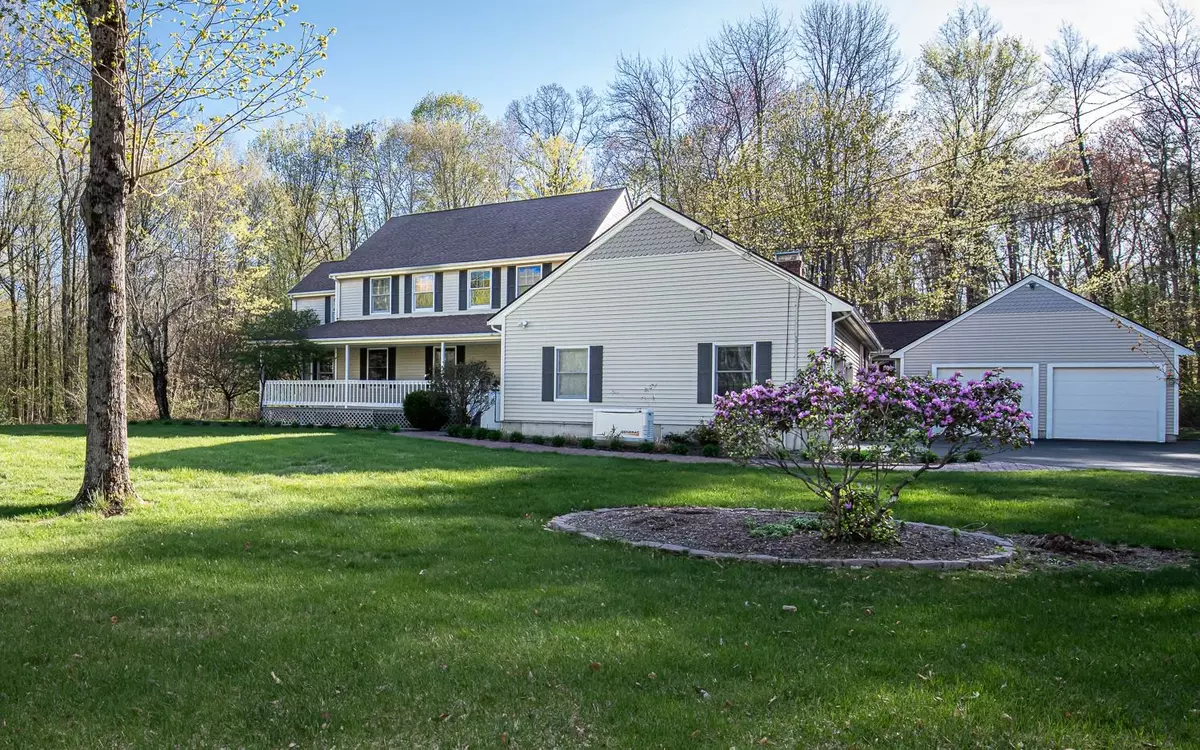 East Kingston, NH 03827,4 Partridge LN