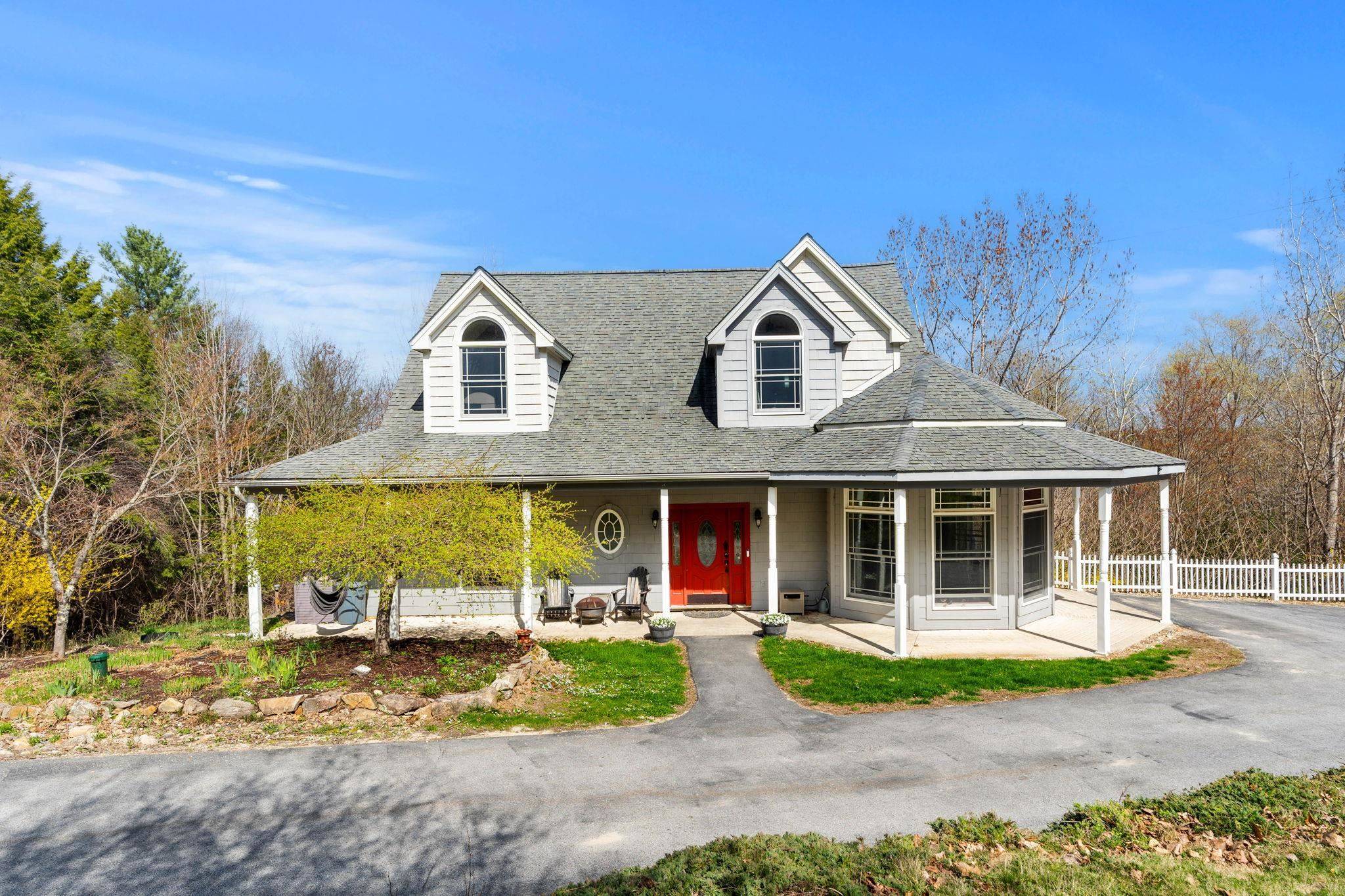 Weare, NH 03281,126 Beech Hill RD