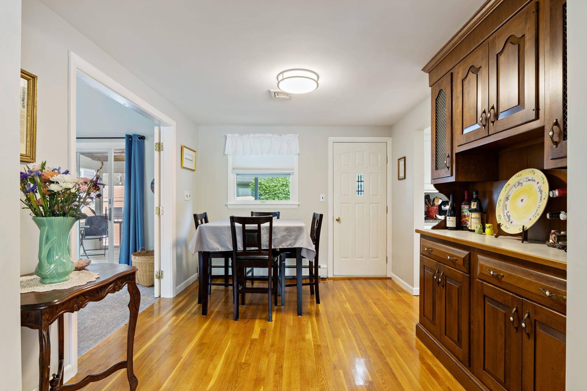 Portsmouth, NH 03801,315 McKinley RD