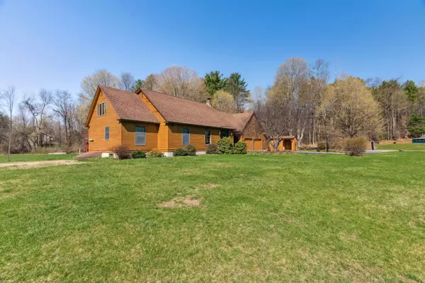 141 North Runway RD, Weathersfield, VT 05151
