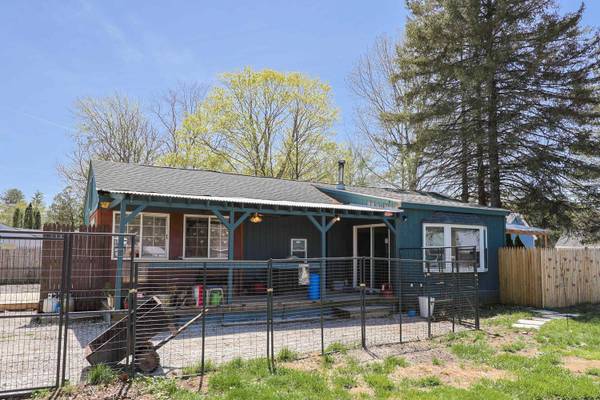 26 Evelyn AVE, Raymond, NH 03077