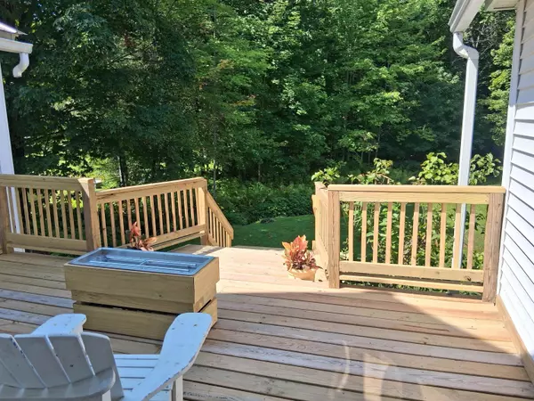 46 Willow ST, Littleton, NH 03561