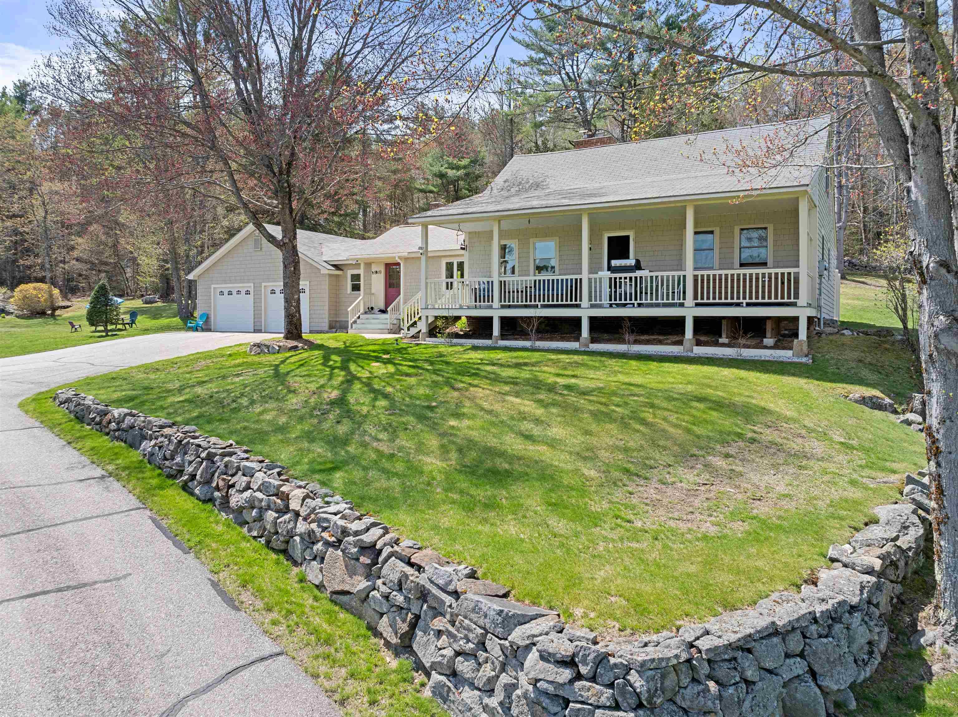 25 Elliot RD, Center Harbor, NH 03226