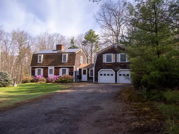 Tuftonboro, NH 03816,175 Mountain RD