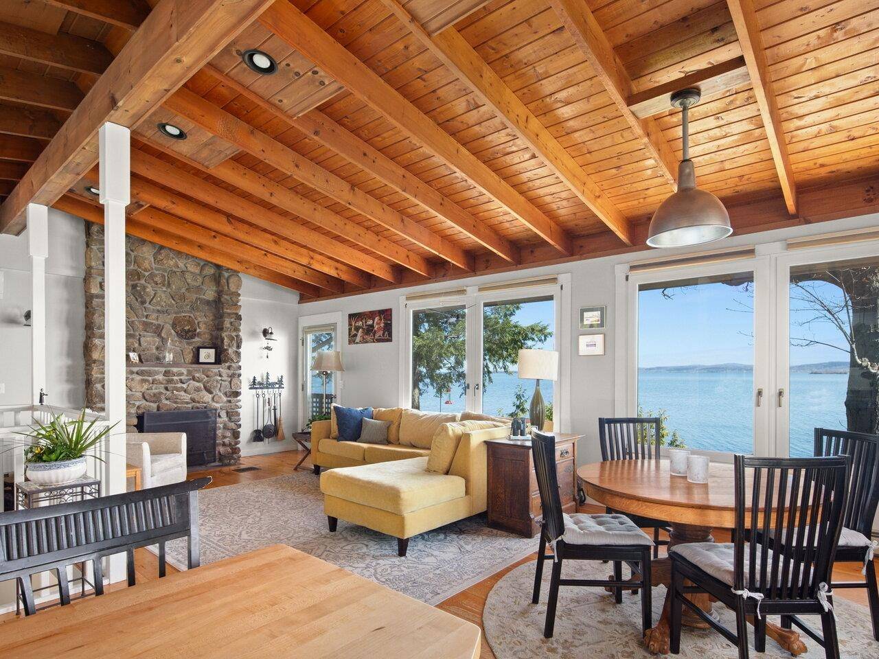 South Hero, VT 05486,28 Idlewild RD
