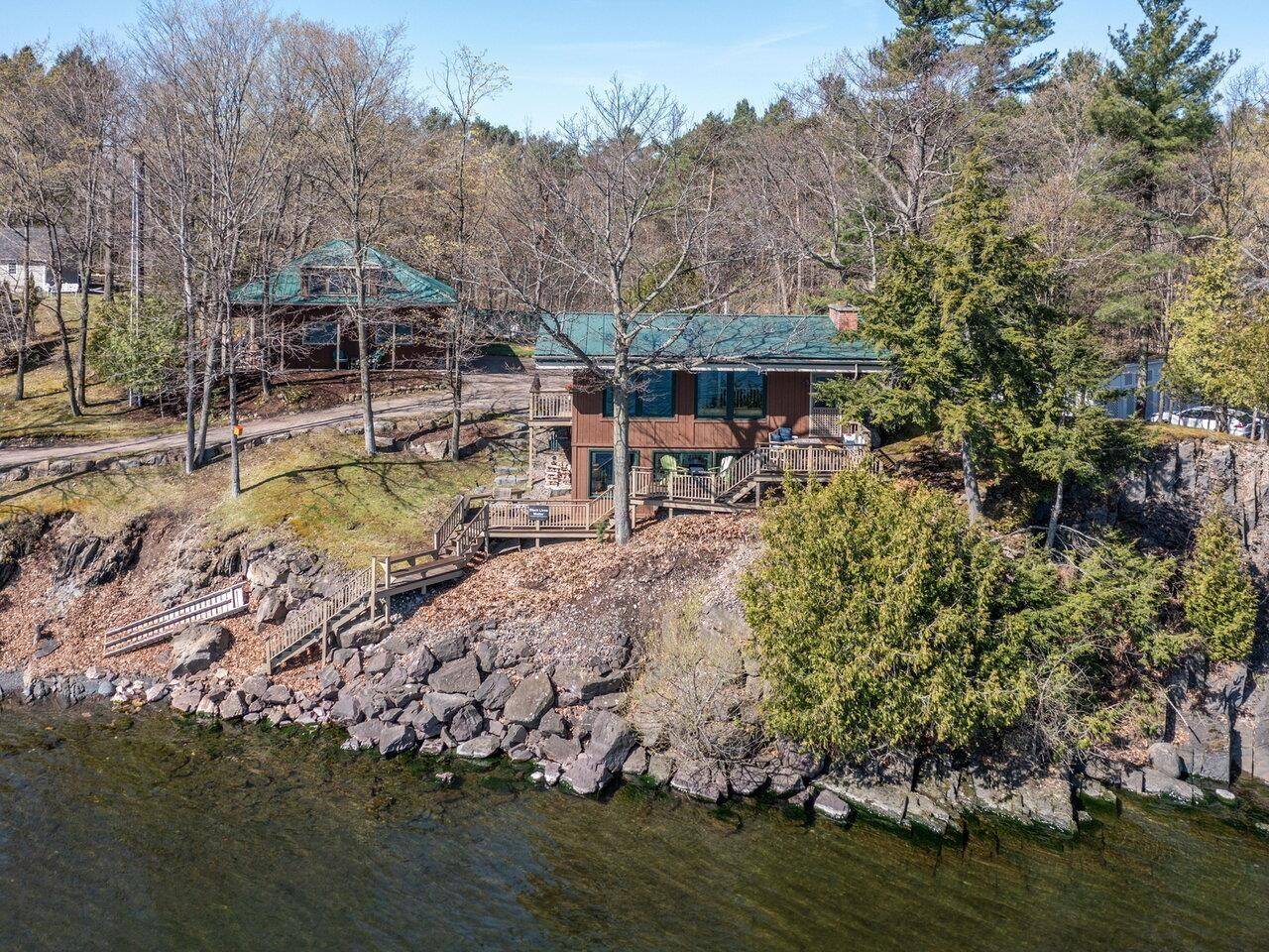South Hero, VT 05486,28 Idlewild RD