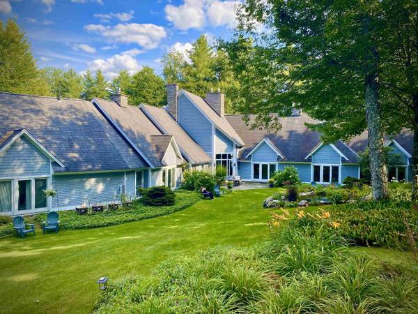 89 Houston Farm RD, Stowe, VT 05672