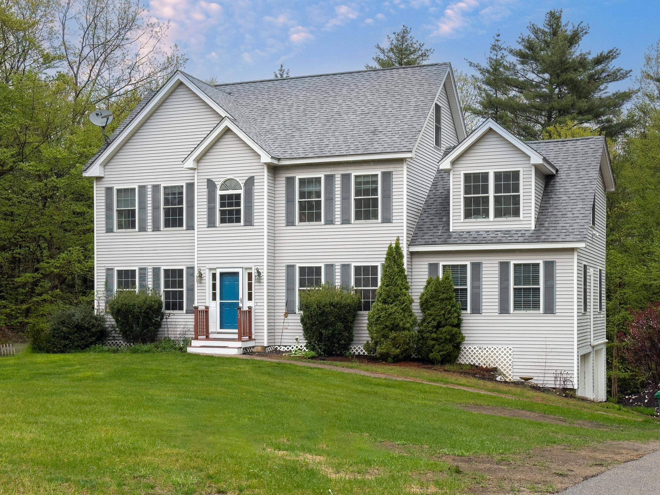 32 Godfrey LN, Fremont, NH 03044