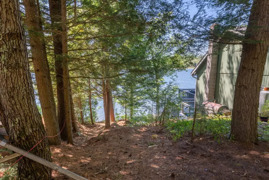 28 North Shore RD #28, Sunapee, NH 03782