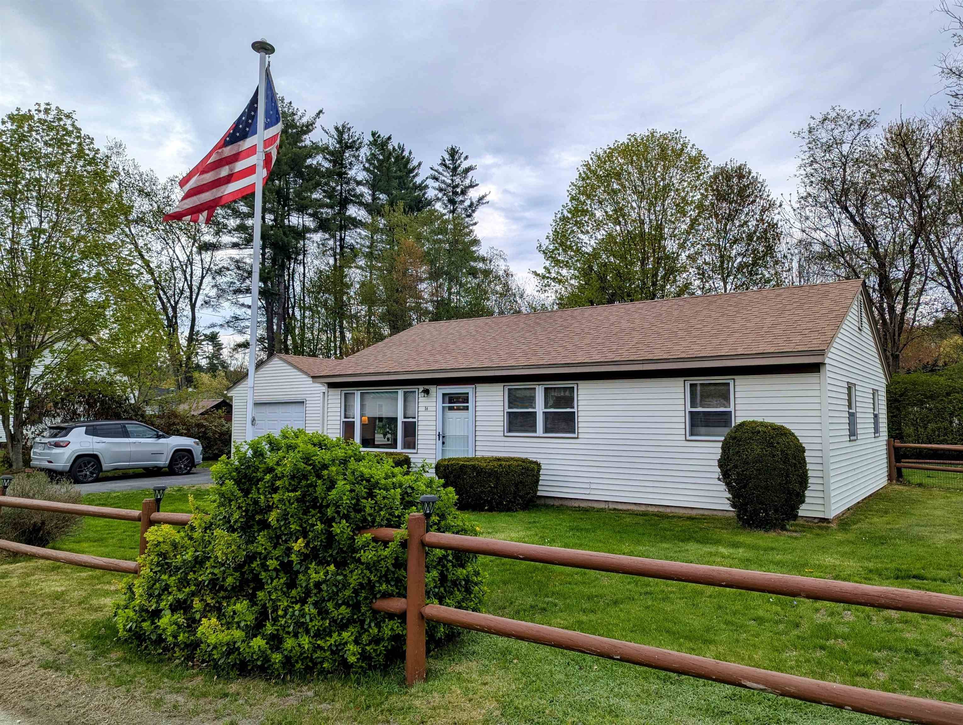 16 Providence AVE, Claremont, NH 03743