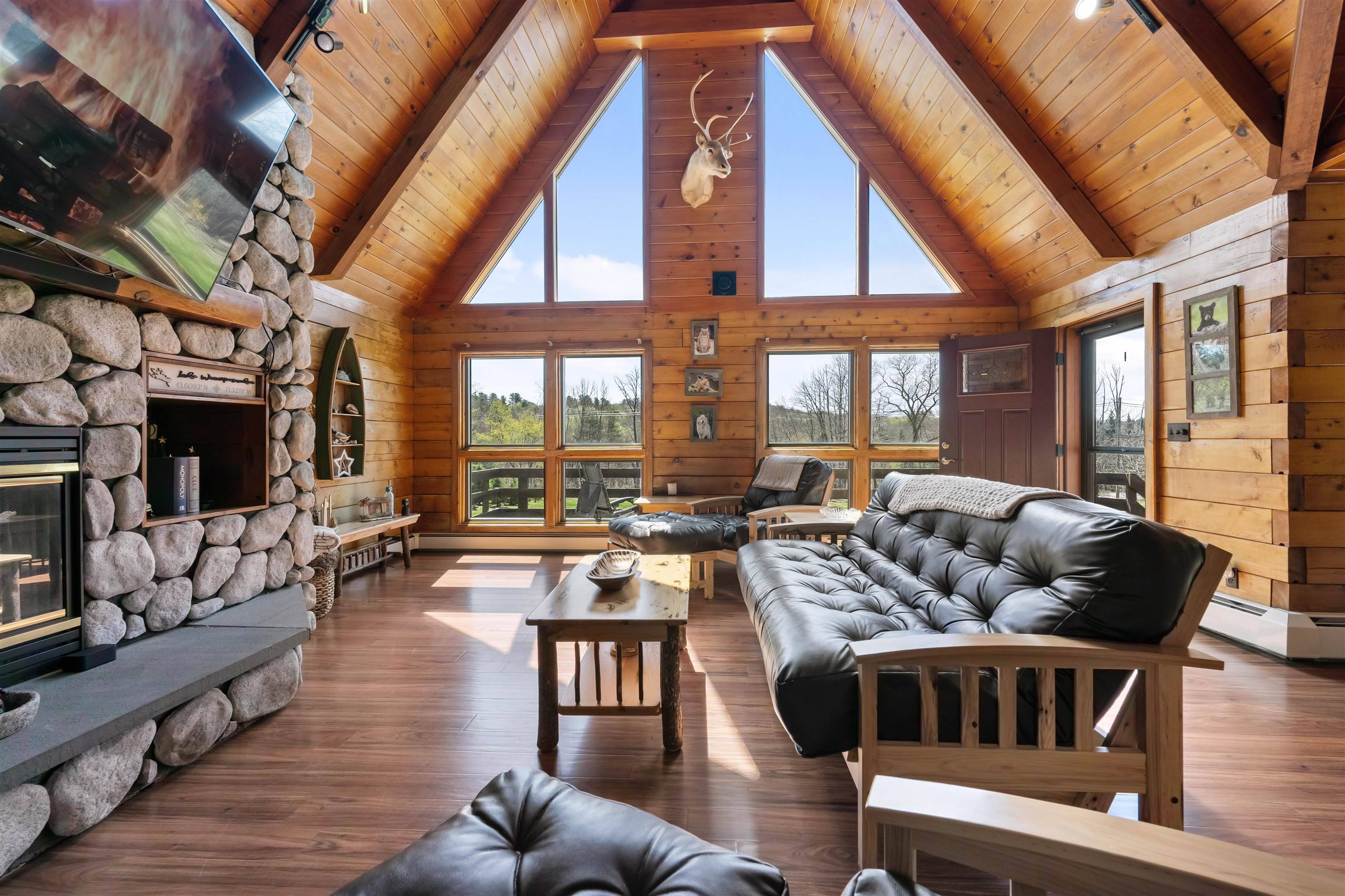93 Roller Coaster RD, Laconia, NH 03246